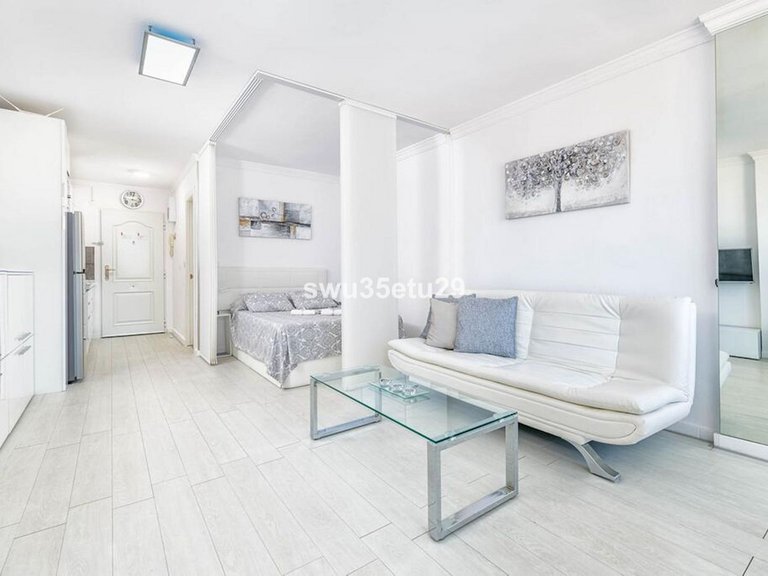 Apartment for Sale in Calahonda, Malaga 11