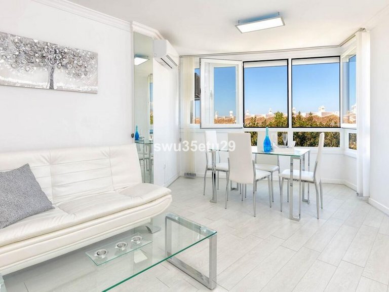 Apartment for Sale in Calahonda, Malaga 12