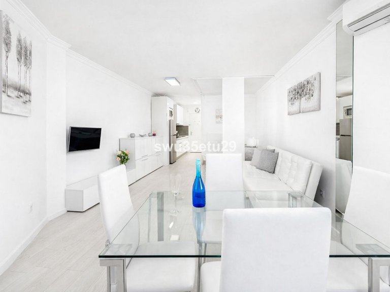 Apartment for Sale in Calahonda, Malaga 2