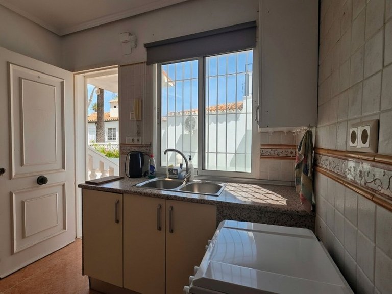 Villa for Sale in Fuengirola, Malaga 6