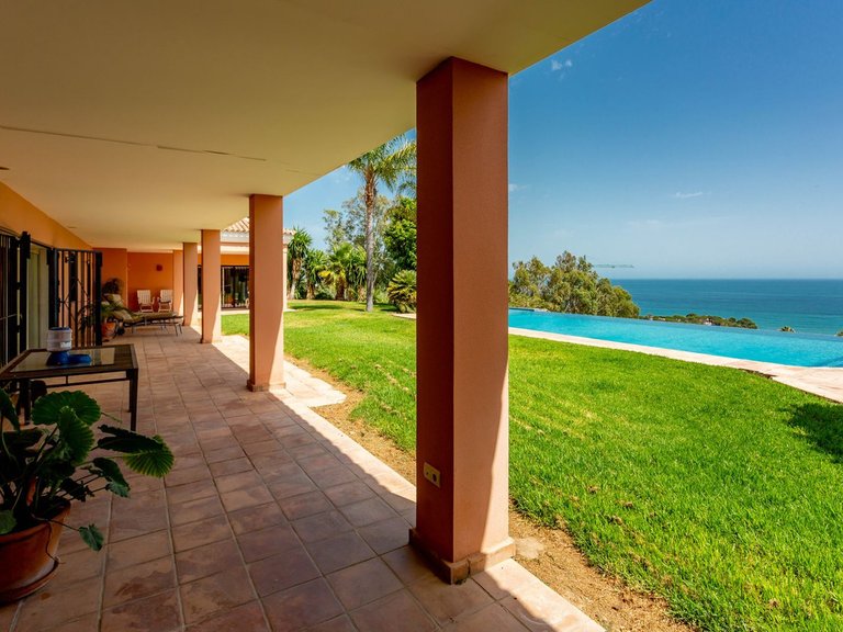 Villa for Sale in Costa del Sol Benalmadena, Malaga 26