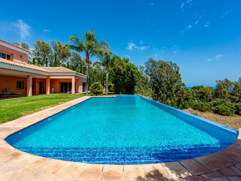 Villa for Sale in Costa del Sol Benalmadena, Malaga 28