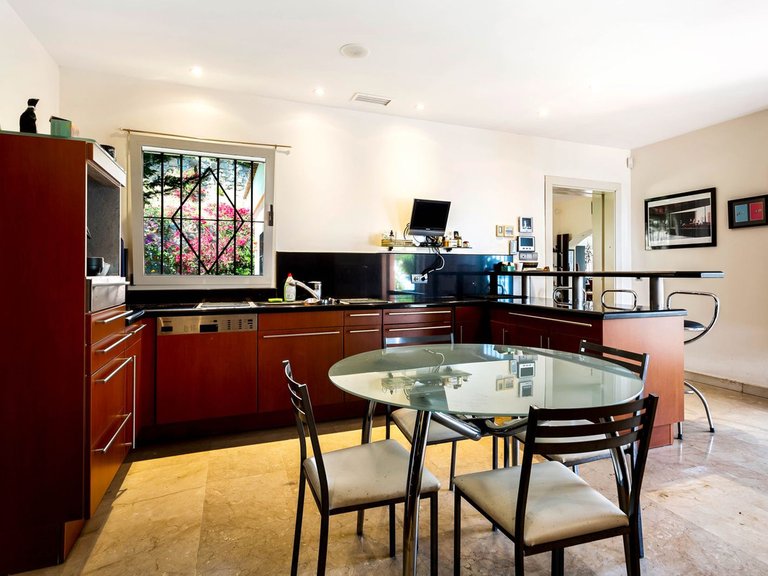 Villa for Sale in Costa del Sol Benalmadena, Malaga 8