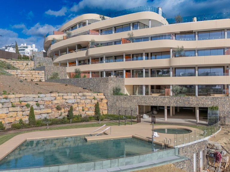 Apartment for Sale in Fuengirola, Malaga 46