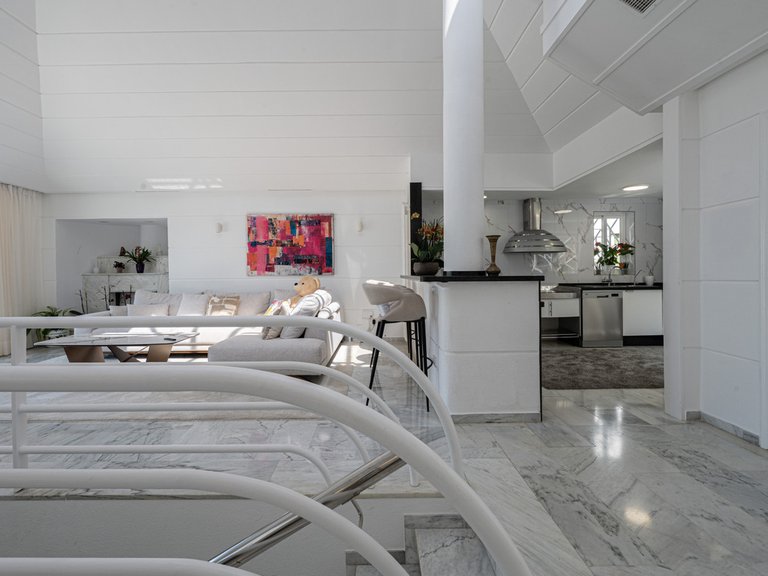 Villa for Sale in Calahonda, Malaga 10