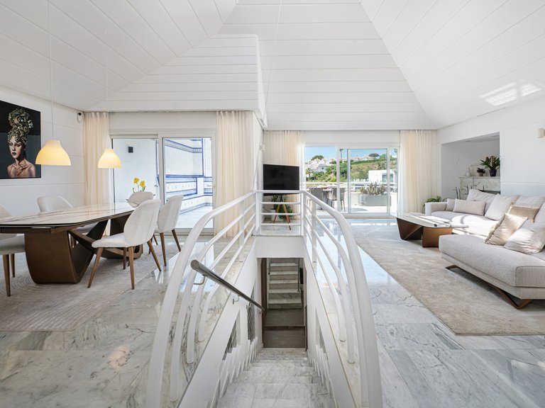 Villa for Sale in Calahonda, Malaga 14
