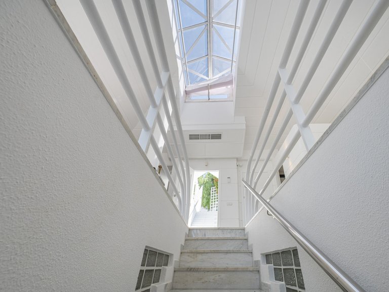 Villa for Sale in Calahonda, Malaga 25
