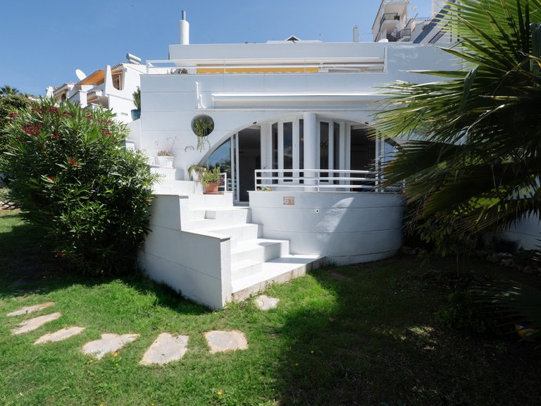 Villa for Sale in Calahonda, Malaga 48