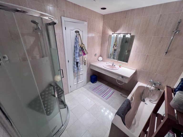 Apartment for Sale in Las Chapas, Malaga 14