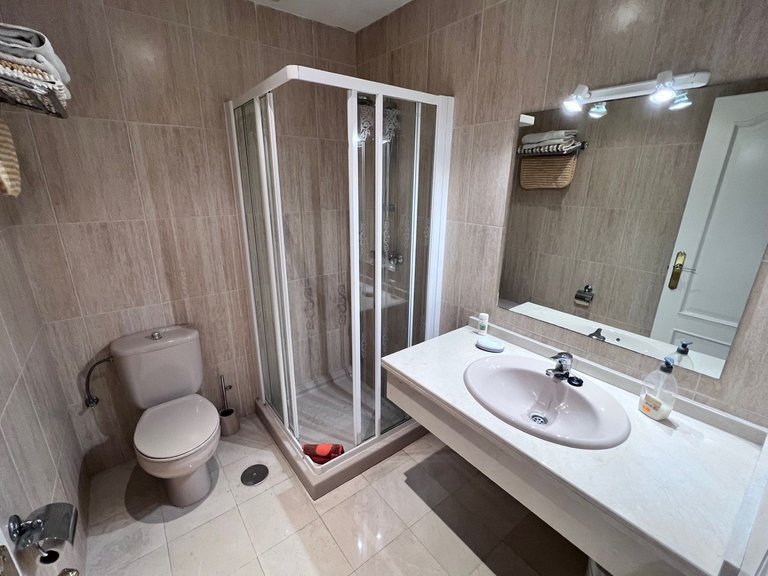 Apartment for Sale in Las Chapas, Malaga 16
