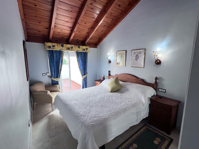 Apartment for Sale in Las Chapas, Malaga 17