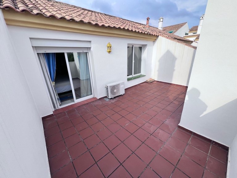 Apartment for Sale in Las Chapas, Malaga 19