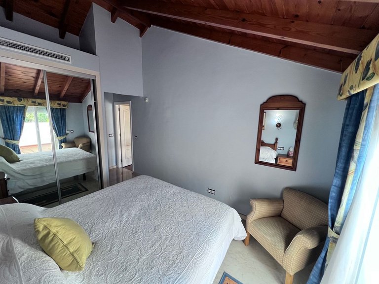 Apartment for Sale in Las Chapas, Malaga 26