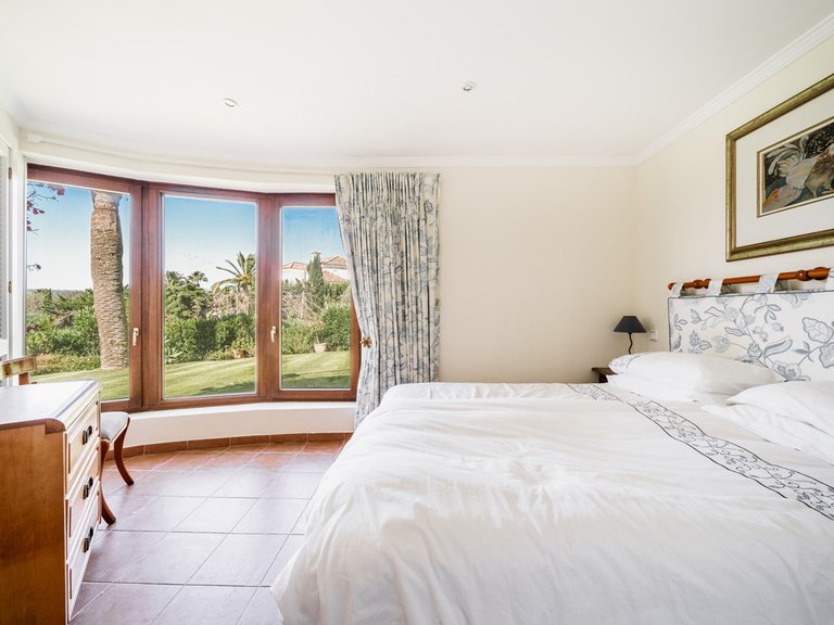 Villa for Sale in Sotogrande, Cadiz 13