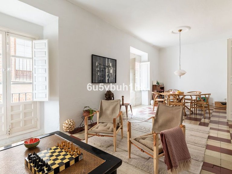 Villa for Sale in Málaga, Malaga 13
