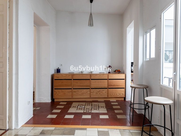 Villa for Sale in Málaga, Malaga 16