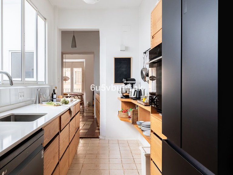 Villa for Sale in Málaga, Malaga 24