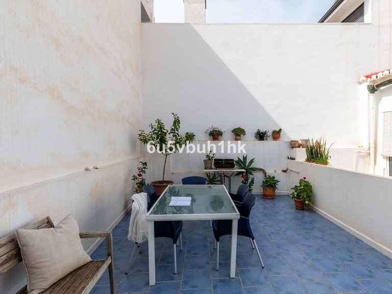 Villa for Sale in Málaga, Malaga 40