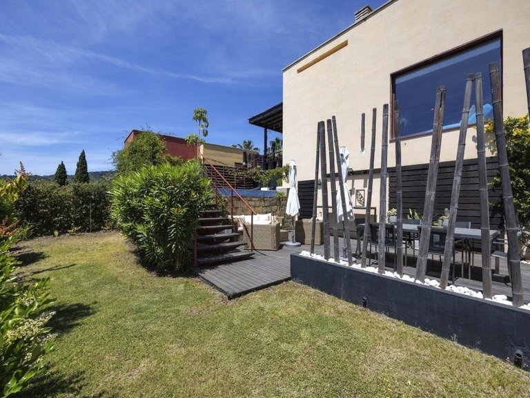 Villa for Sale in Los Flamingos, Malaga 31