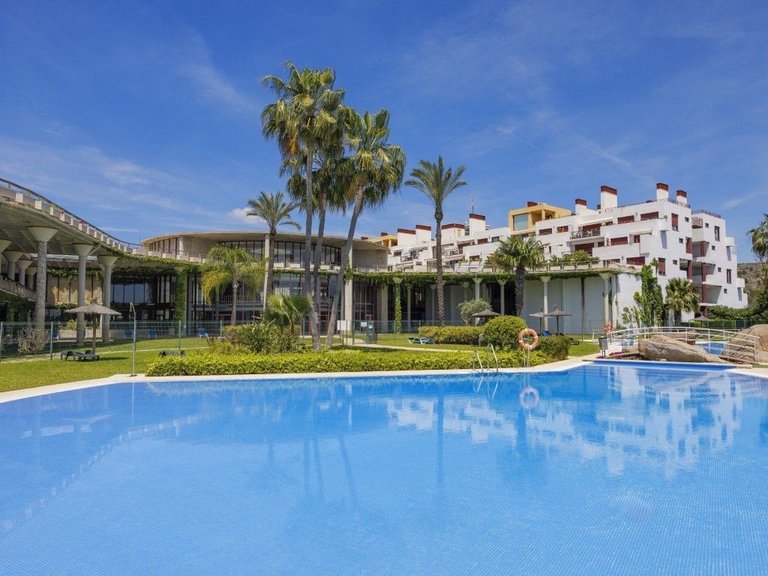 Villa for Sale in Los Flamingos, Malaga 41