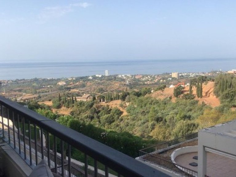 Apartment for Sale in Los Monteros, Malaga 11