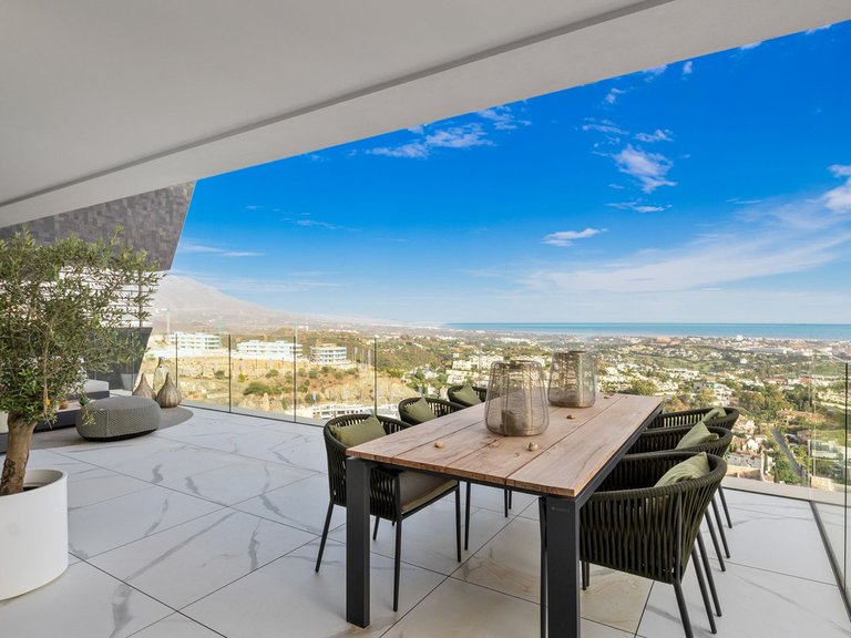 Apartment for Sale in Benahavís, Malaga 13