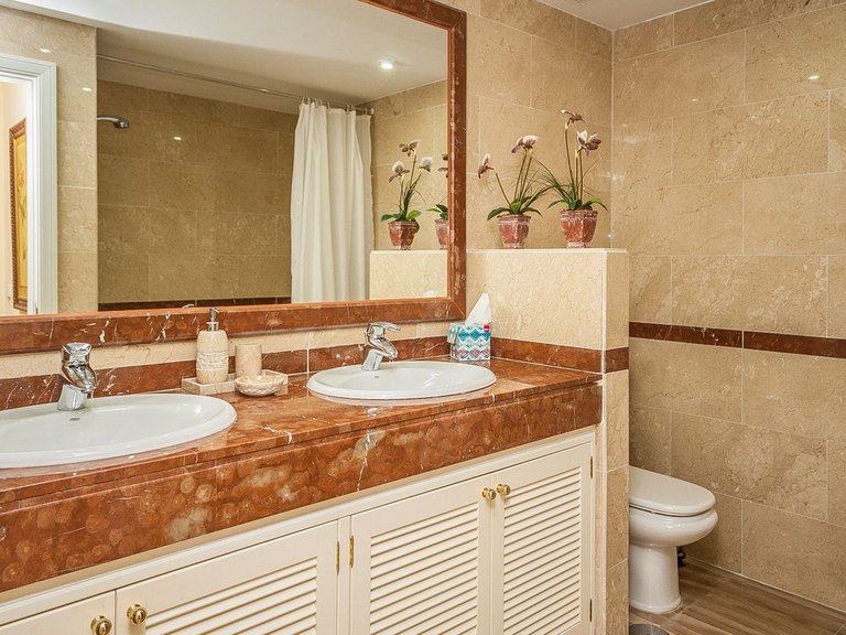 Apartment for Sale in Elviria, Malaga 8