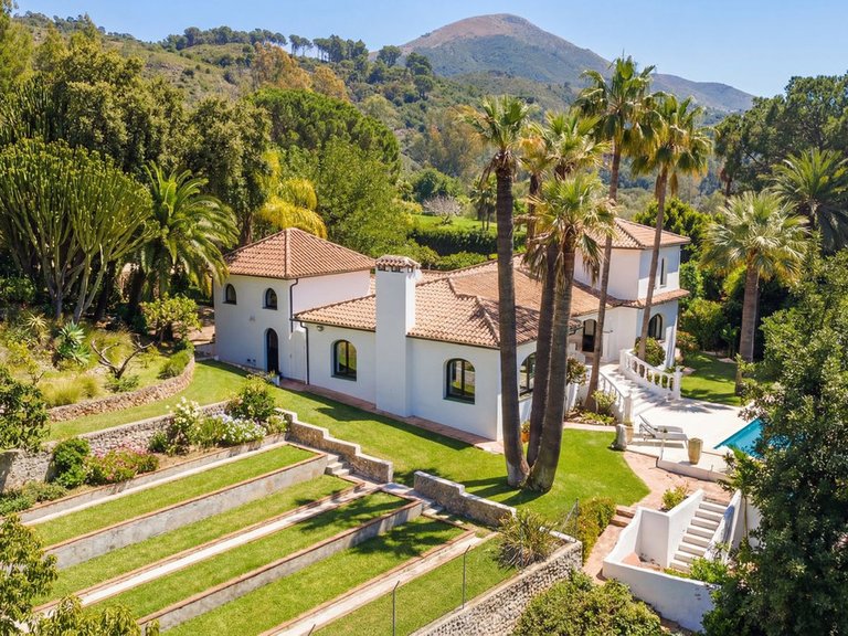 Villa for Sale in Alhaurín El Grande, Malaga 3