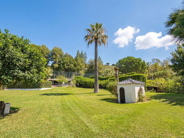 Villa for Sale in Alhaurín El Grande, Malaga 44