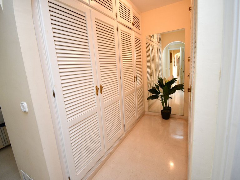 Villa for Sale in Mijas Golf, Malaga 33
