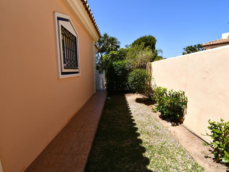 Villa for Sale in Mijas Golf, Malaga 97