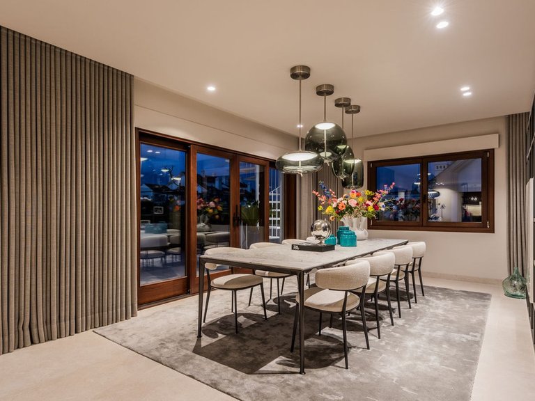 Penthouse for Sale in The Golden Mile, Malaga 29