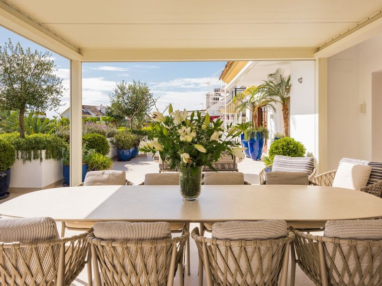 Penthouse for Sale in The Golden Mile, Malaga 7