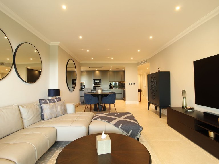 Apartment for Sale in Sierra Blanca, Malaga 8