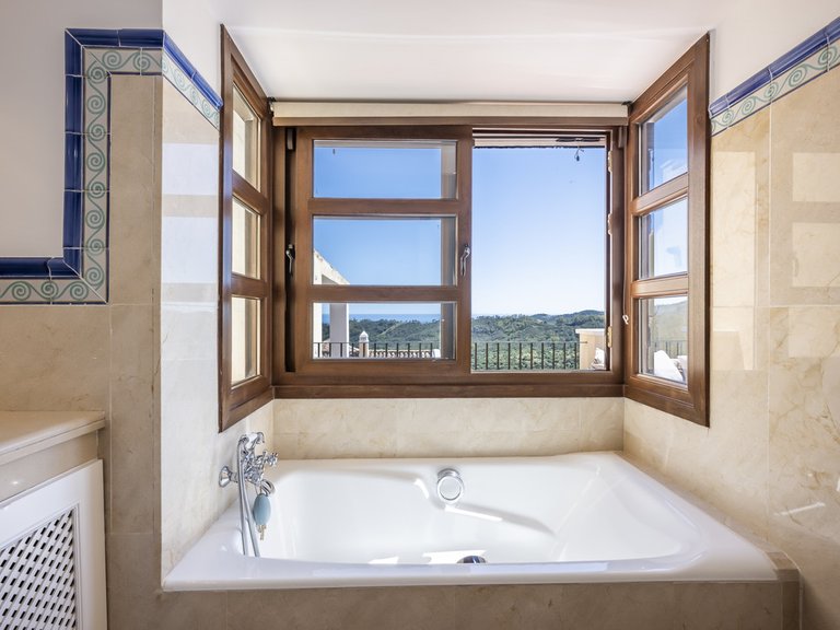 Villa for Sale in Benahavís, Malaga 22