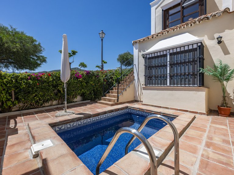 Villa for Sale in Benahavís, Malaga 29