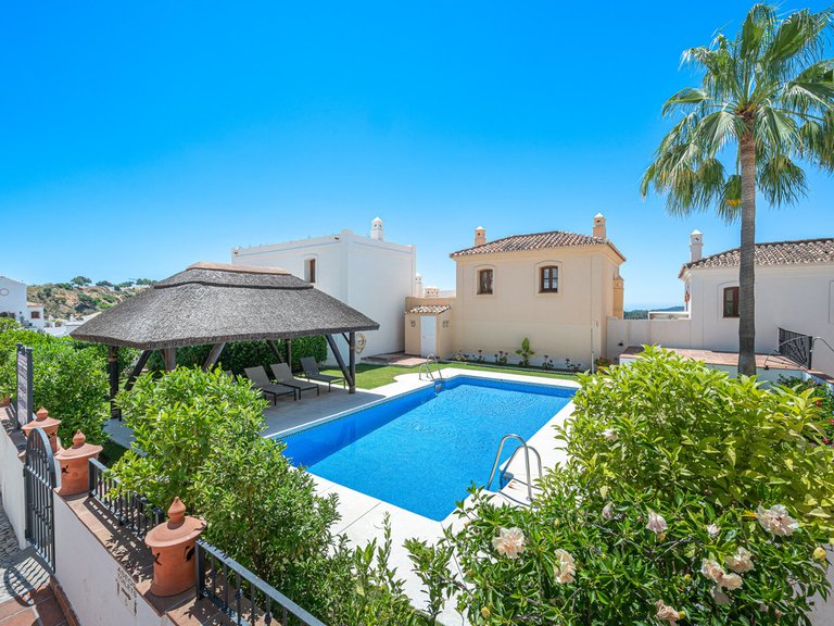Villa for Sale in Benahavís, Malaga 3