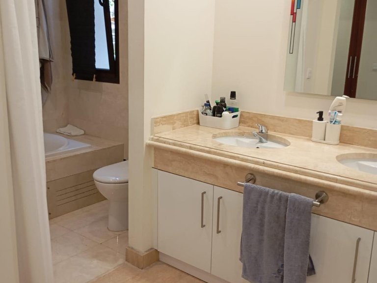 Apartment for Sale in Valle Romano, Malaga 15