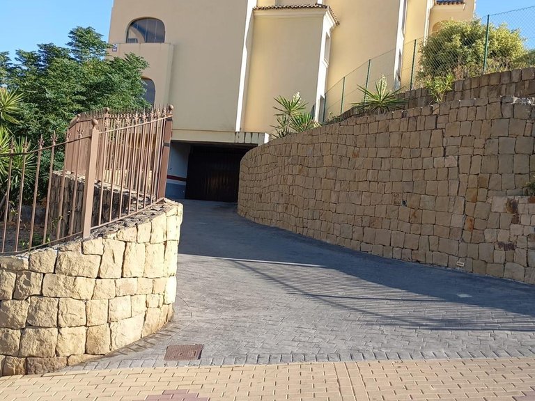 Apartment for Sale in Valle Romano, Malaga 2