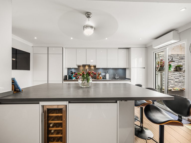 Villa for Sale in Marbella, Malaga 13