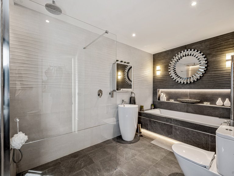 Villa for Sale in Marbella, Malaga 19