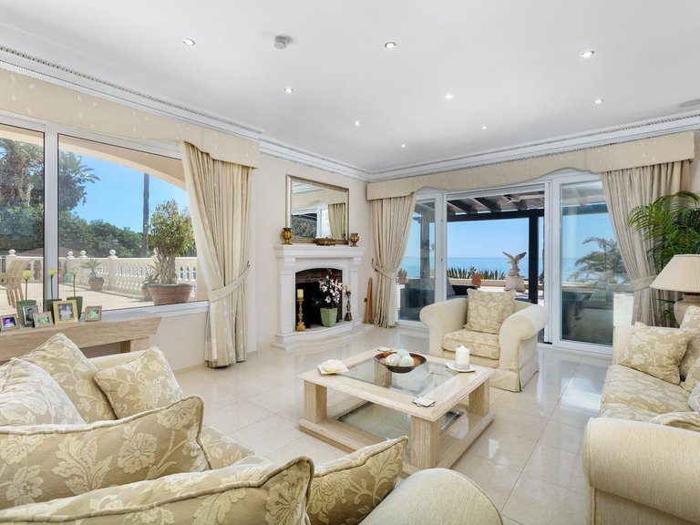 Villa for Sale in Marbesa, Malaga 16