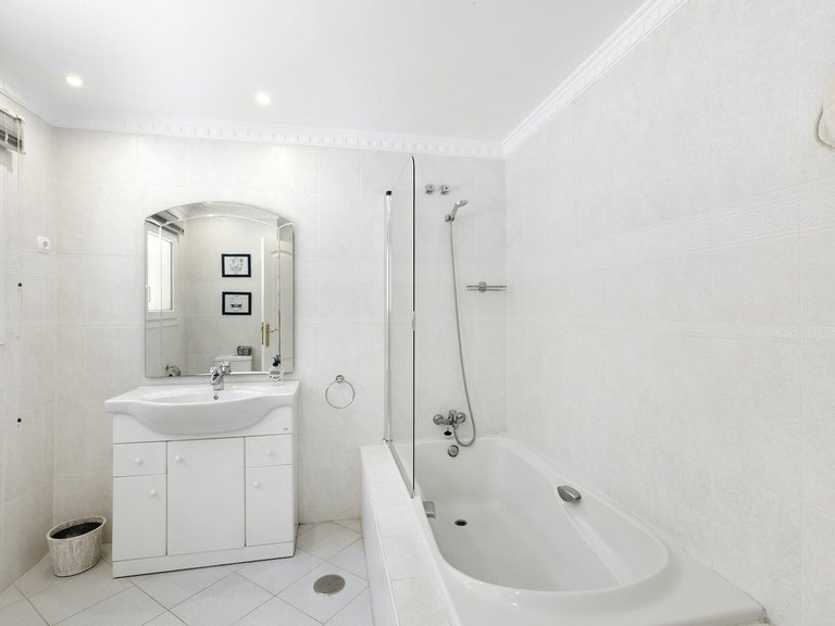 Villa for Sale in Marbesa, Malaga 32