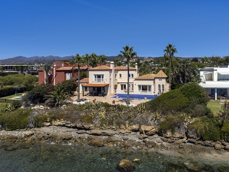 Villa for Sale in Marbesa, Malaga 47