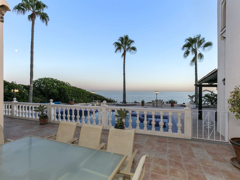 Villa for Sale in Marbesa, Malaga 8