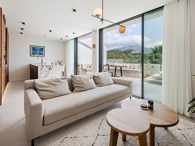 Apartment for Sale in La Quinta, Malaga 12
