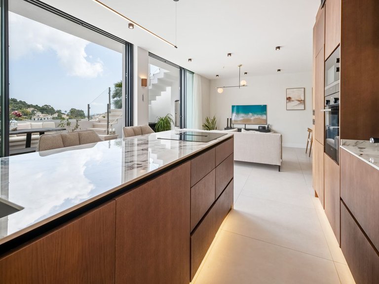 Apartment for Sale in La Quinta, Malaga 6