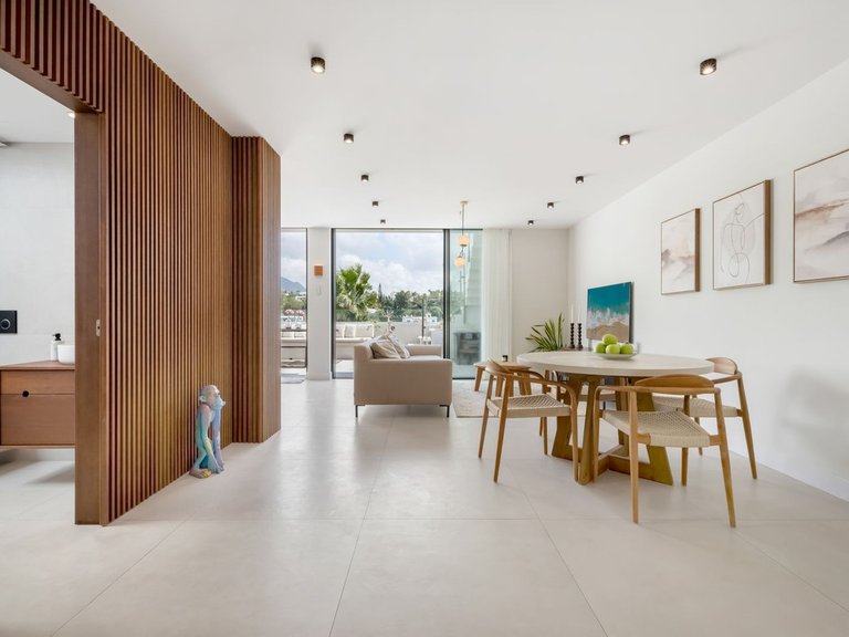 Apartment for Sale in La Quinta, Malaga 9