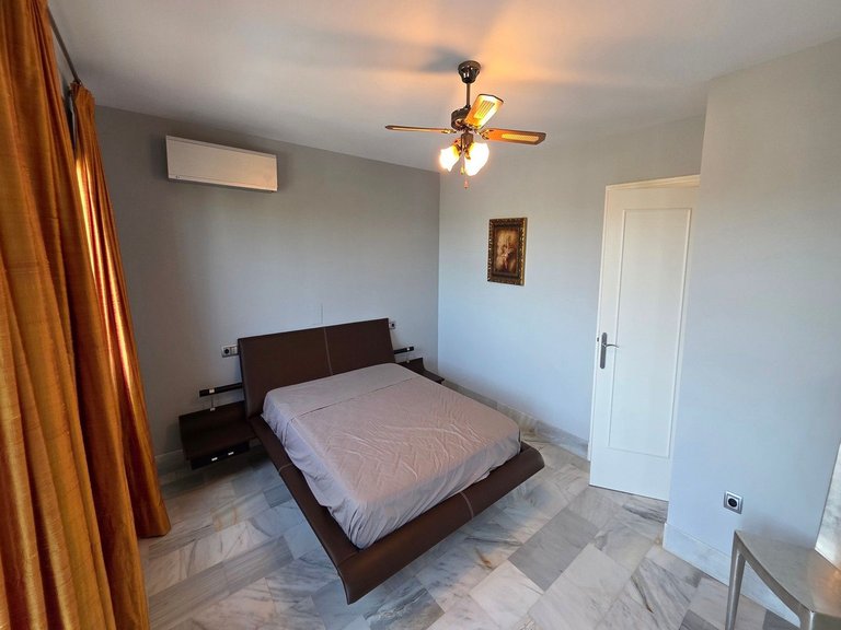 Villa for Sale in Mijas Costa, Malaga 31