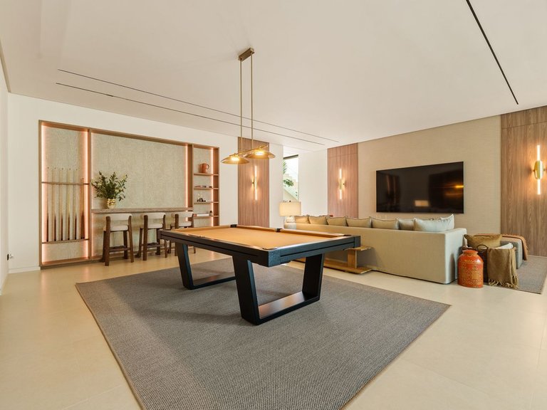 Villa for Sale in The Golden Mile, Malaga 41